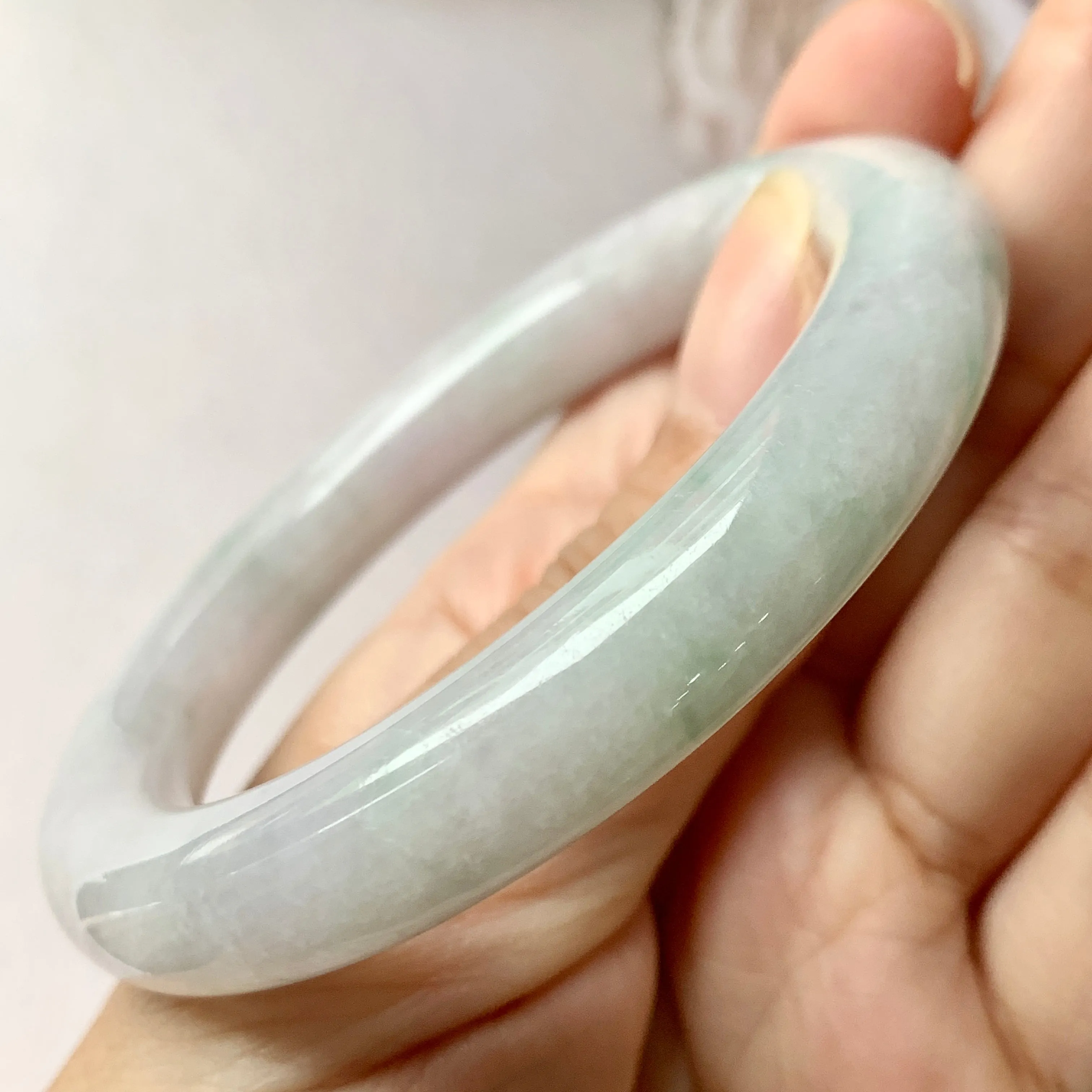 53.9mm A-Grade Natural Lilac Floral Jadeite Traditional Round Bangle No.330069