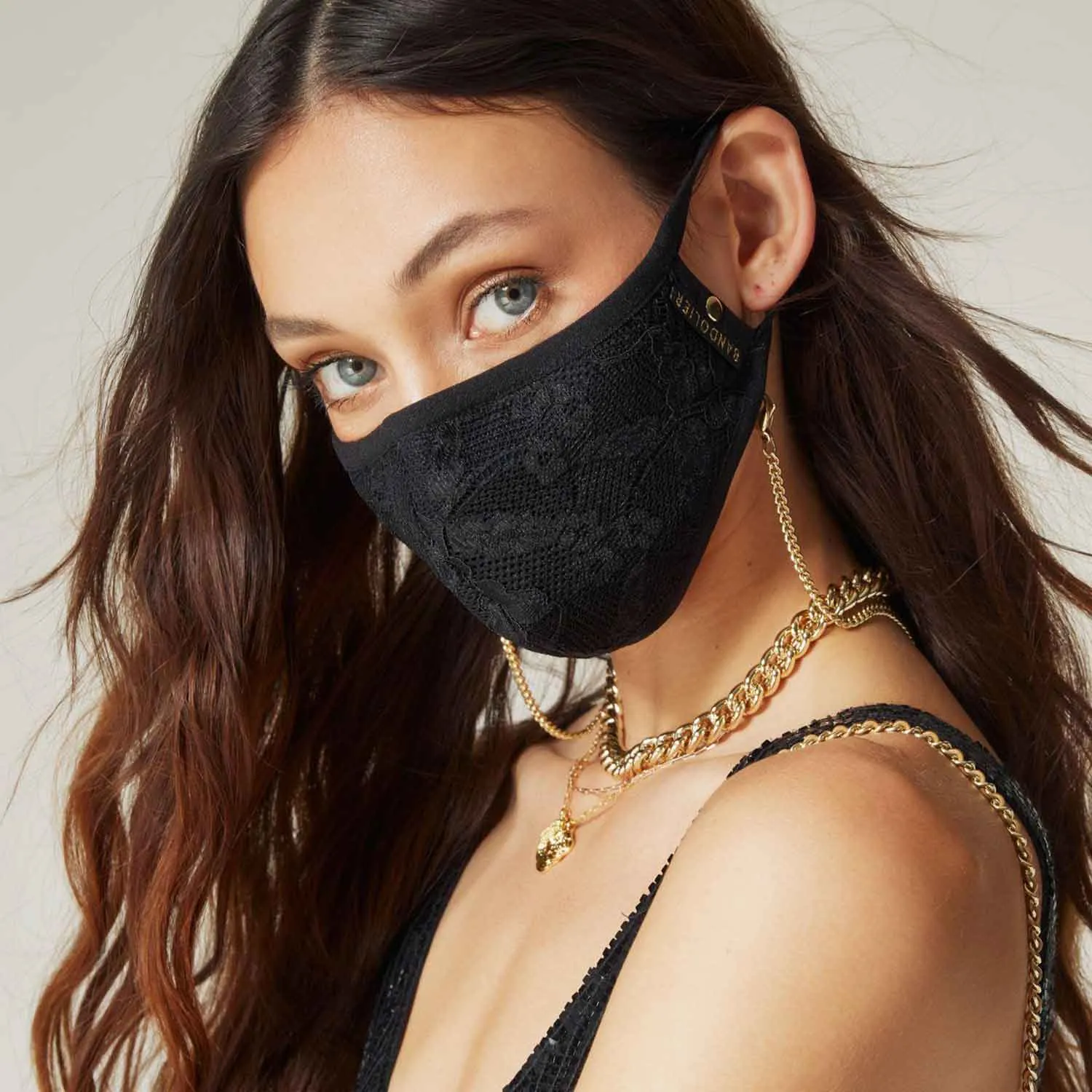 Chloe Lace Mask with Chain - Black/Gold