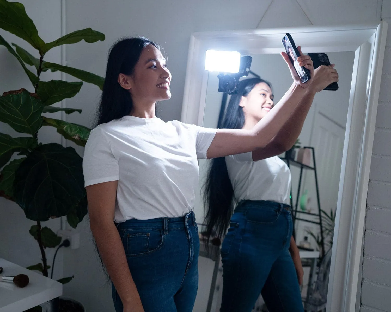 On The Go Mini Beauty Light With Suction Mount & Godox M150