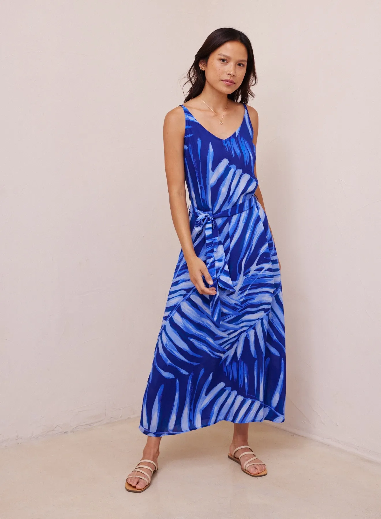 V-Neck Sleeveless Midi Dress - Bayside Palm Print